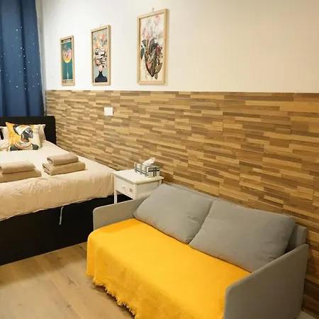 Pompidou Chic In Le Marais Apartment *